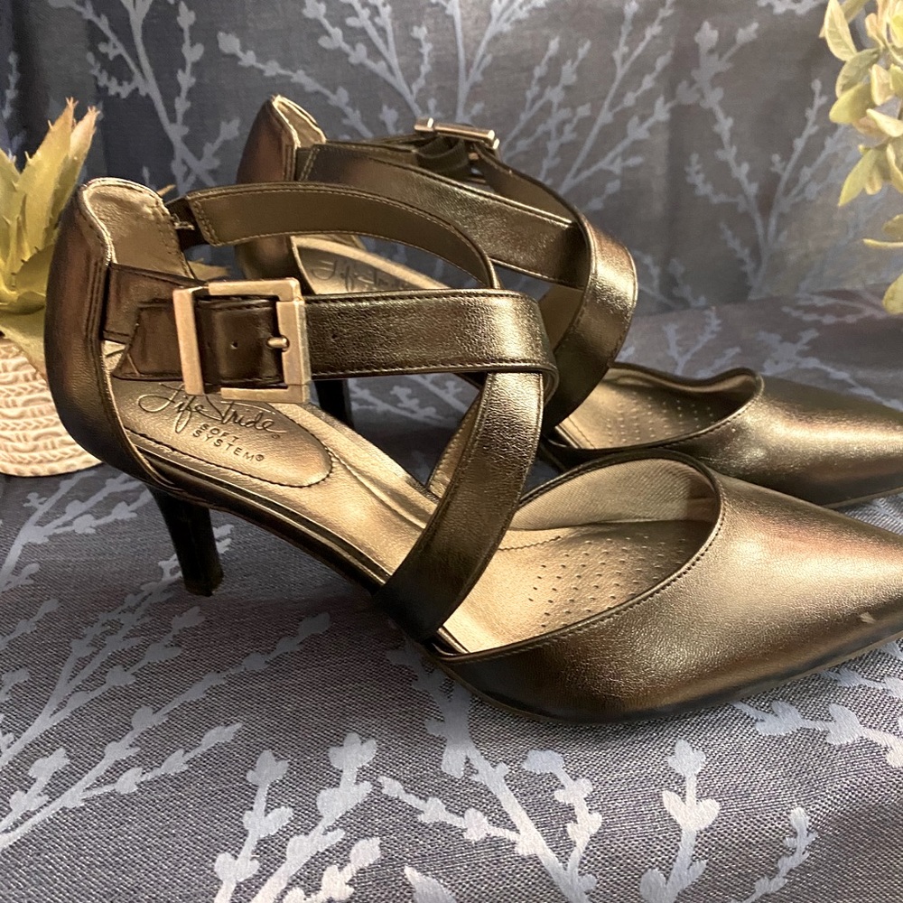 Life Stride* Soft System Professional Heel